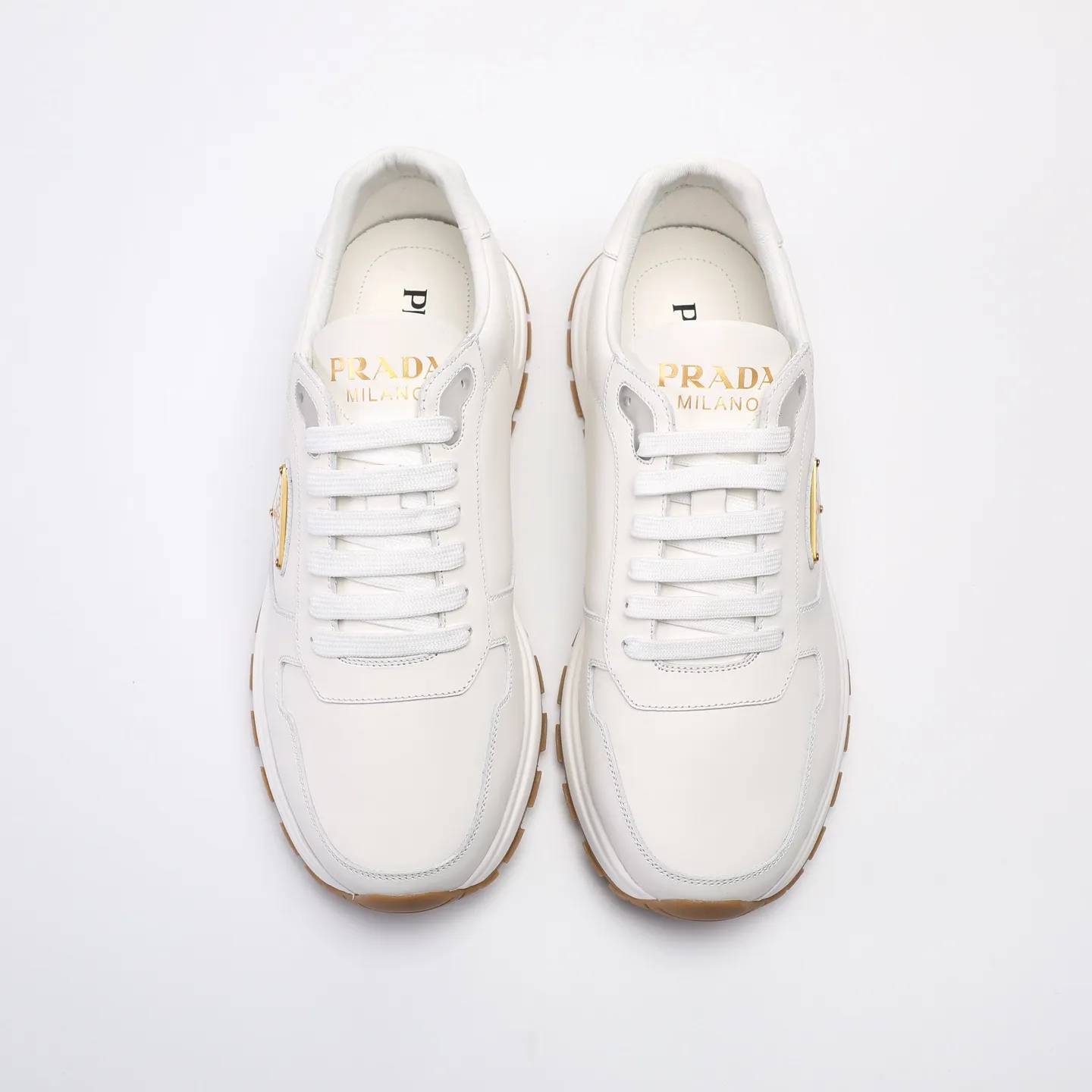 Batch 580 [PRADA] Men's shoes are popular in the counter, official website synchronization, high-quality shipments. Fabric: original cowhide with snakeskin. Lining: cowhide feet + cowhide lining. Outsole: original TPU + foam. Size: 38-46